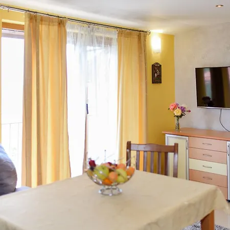 Casa de hóspedes Ianis Paradise 3*