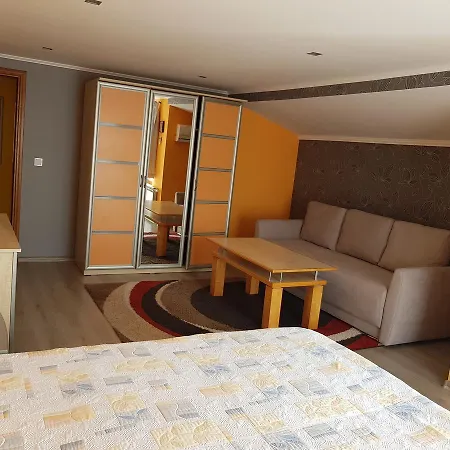 Ianis Paradise Konukevi Misivri