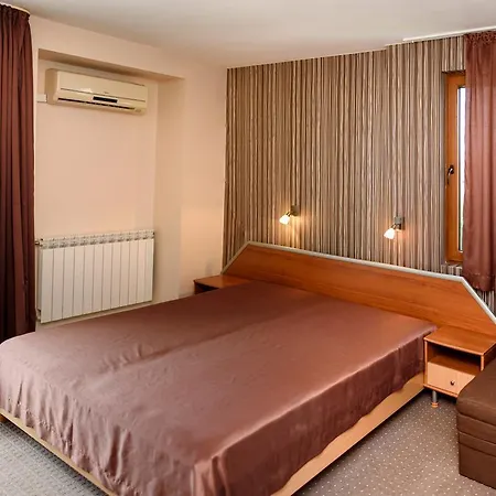 Konukevi Ianis Paradise Misivri