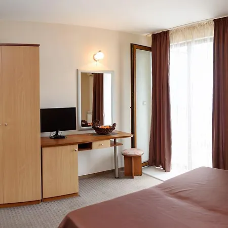 Konukevi Ianis Paradise Misivri