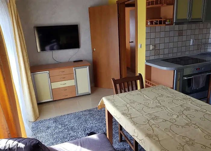 Ianis Paradise Vendégház