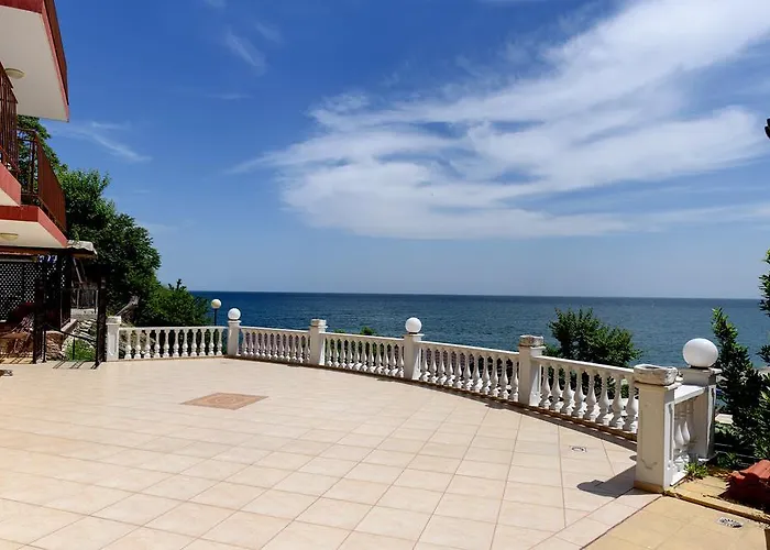 Ianis Paradise 3* Neszebar