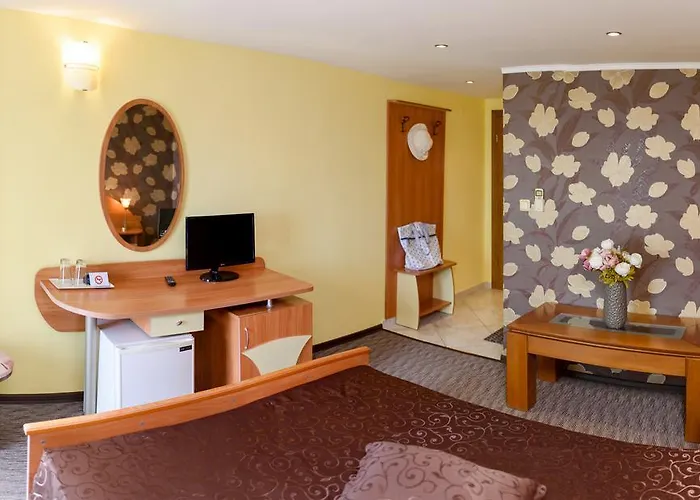 Ianis Paradise Neszebar