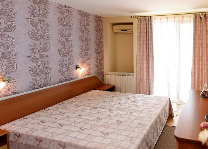 Vendégház Ianis Paradise